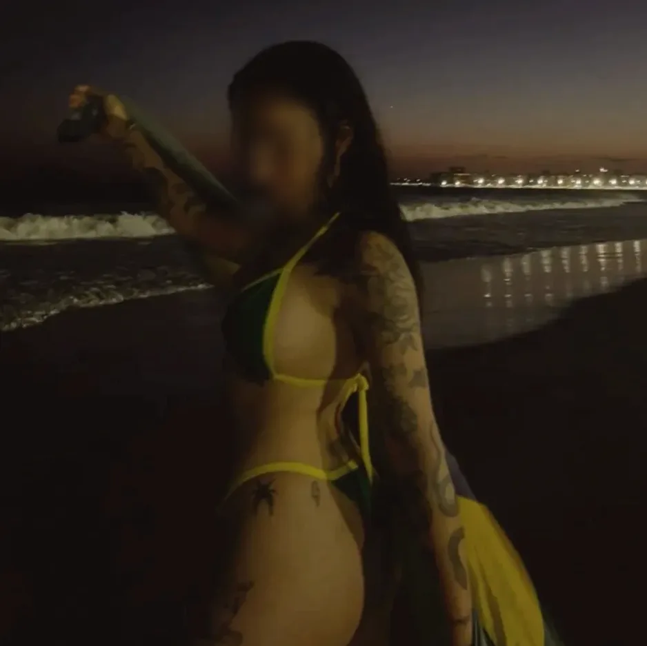 Sara, 28